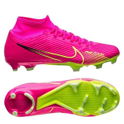 nike superfly weiß pink|Nike pink superfly boots.